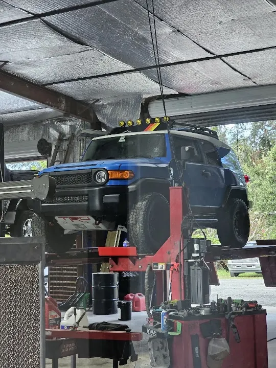 Johnny's auto repair