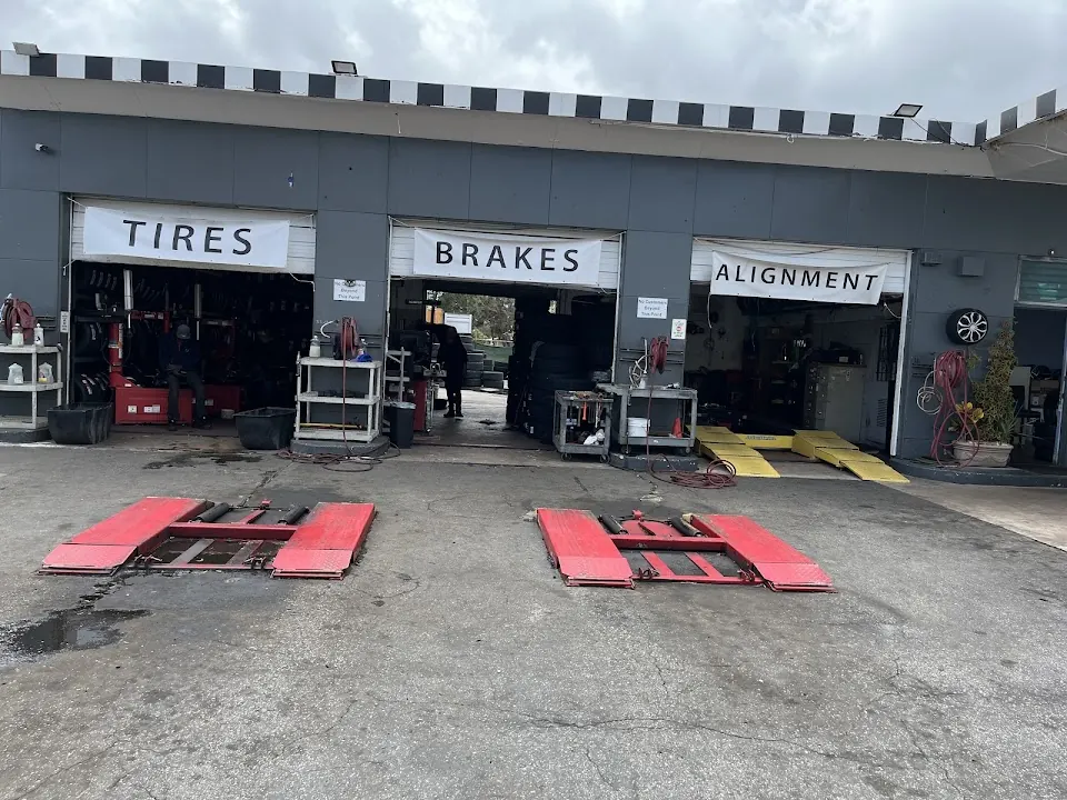 Broadway Tires and Wheels LLC