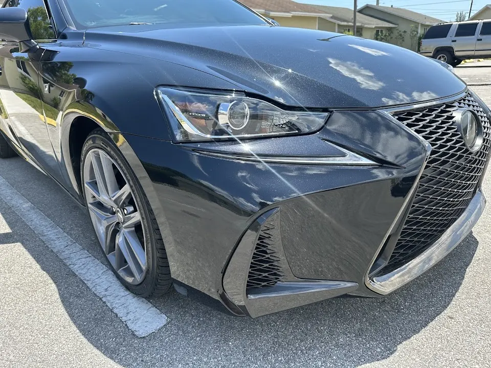 Vinnies Auto Body Shop
