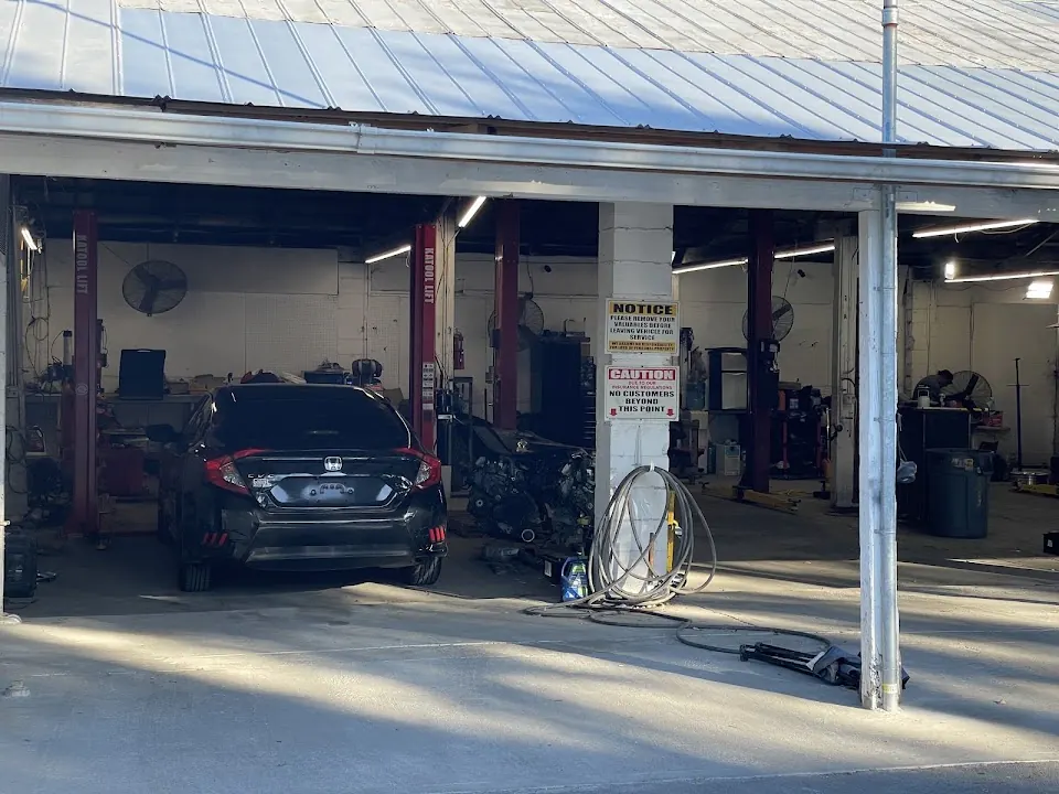 Signature Auto Center