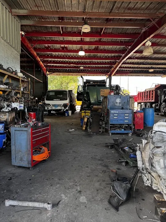 Lakeshore Mechanics Inc.