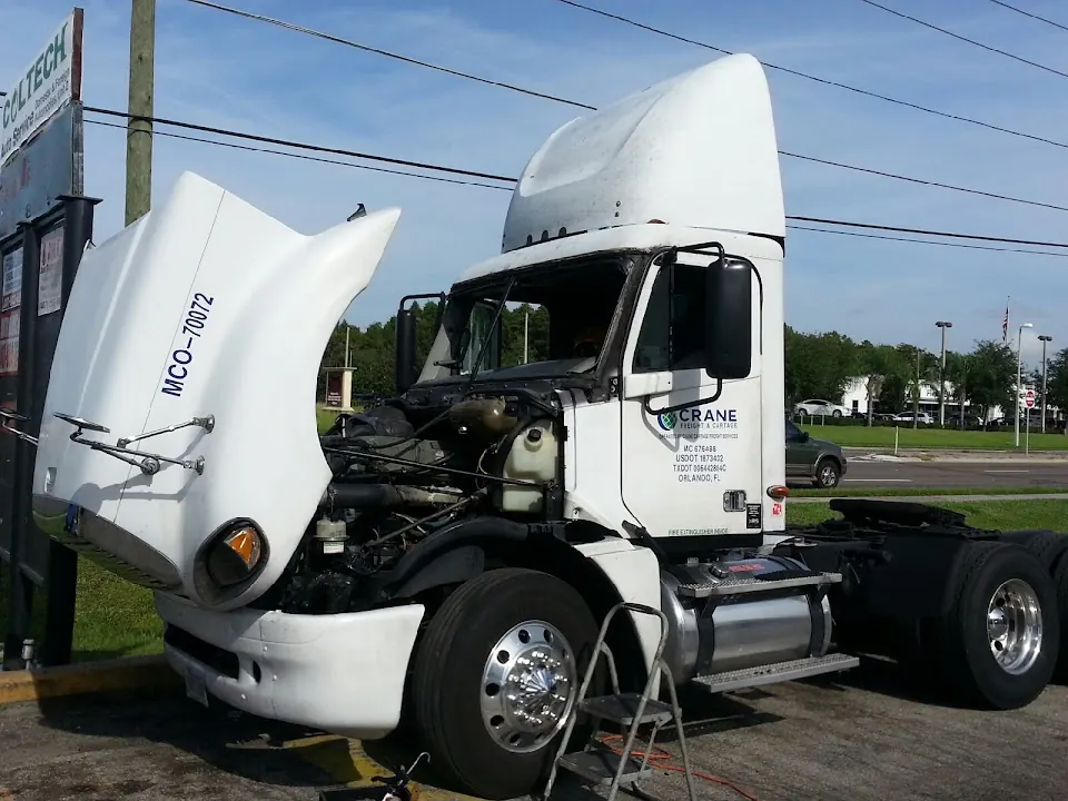 El Chamo Auto Glass Corp.