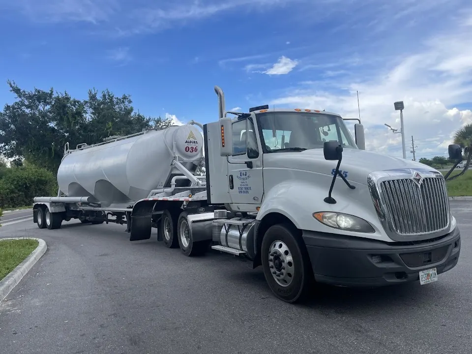 E & J South Truck Inc.