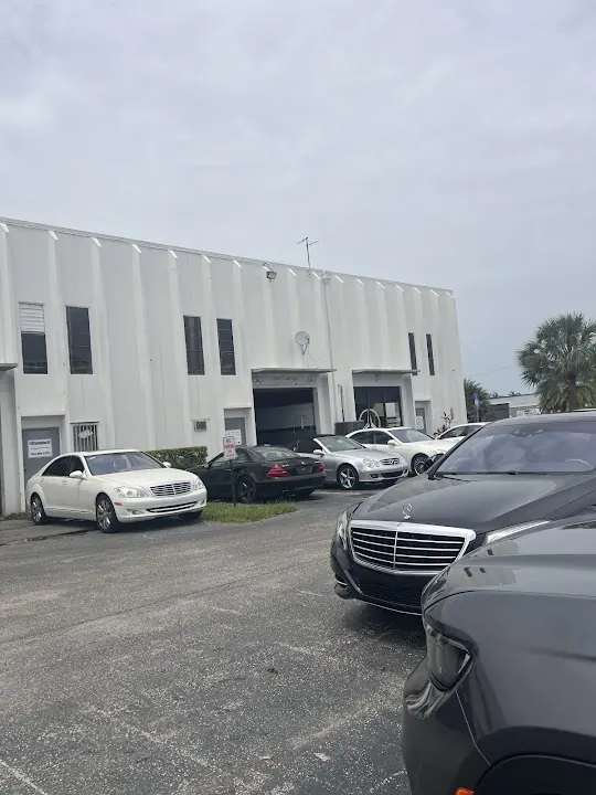 Star-Garage