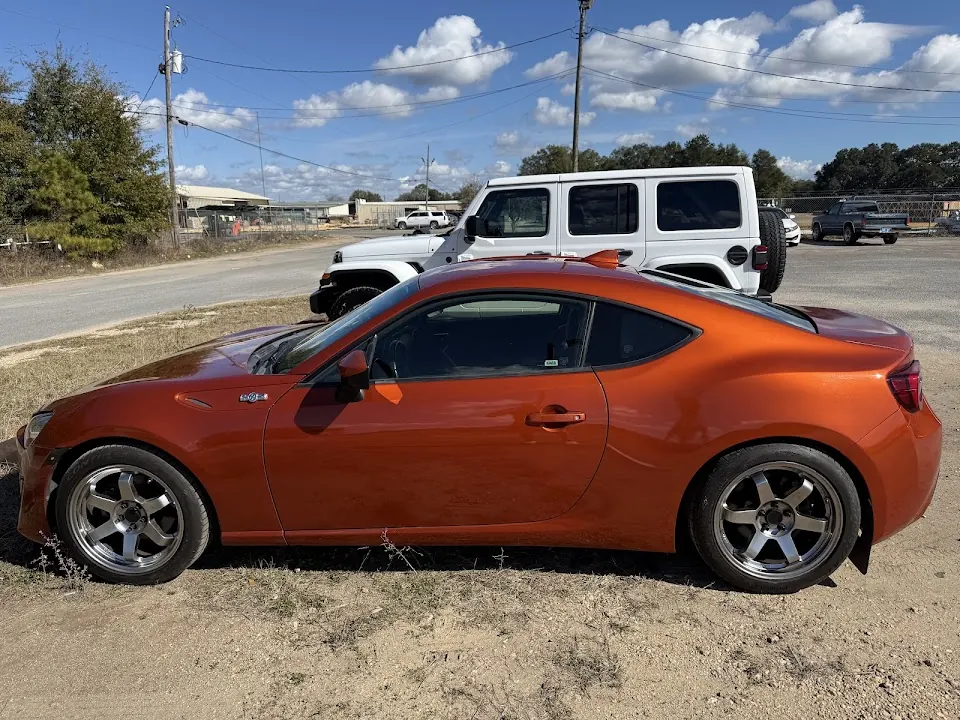 Little Mans Paint & Body LLC
